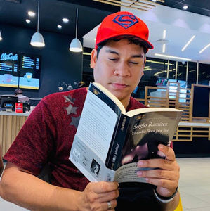 Meet your Posher, Carlos stonmy